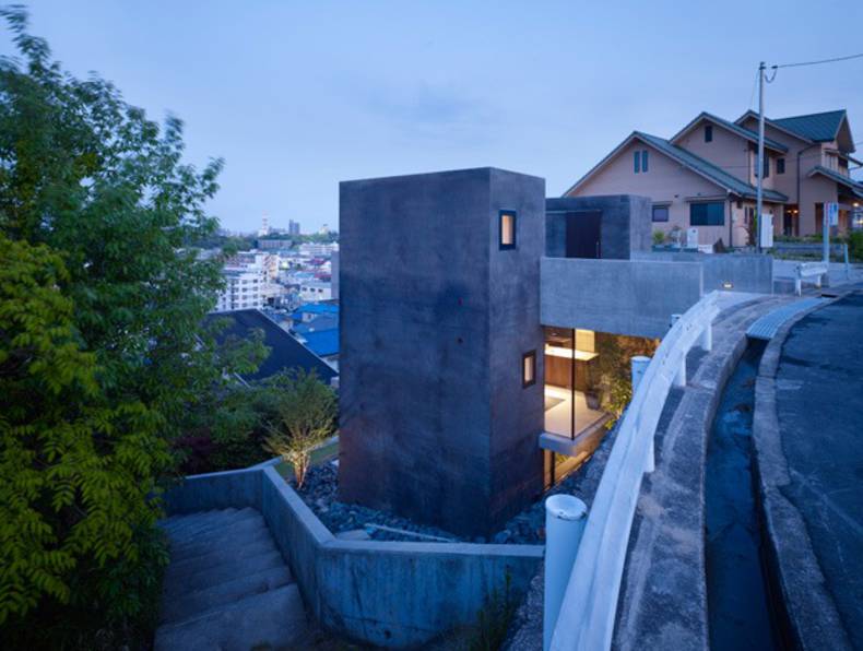 The Up Side Down House in Hiroshima by Suppose Design Office