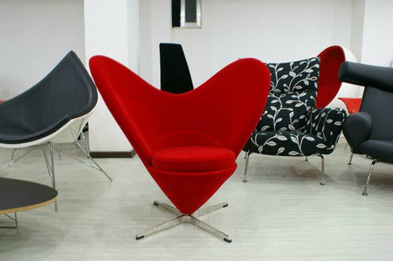 Heart Cone Chair by Verner Panton