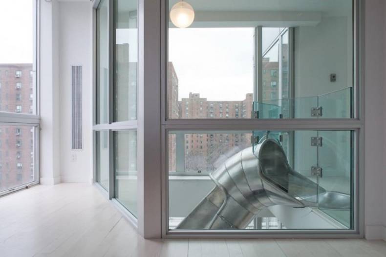 NYC Home by Turett Collaborative Architects: the element of the playground in the house