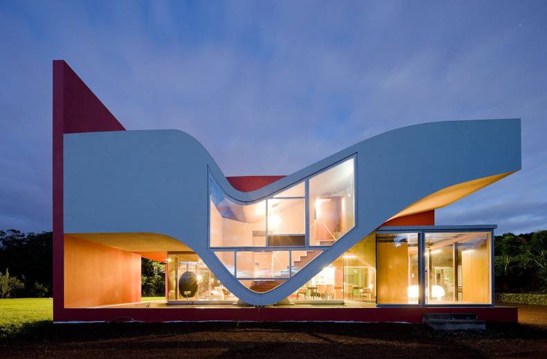 Bernardo Rodrigues Arquitecto: House on the flight of birds