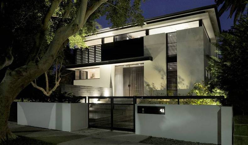 Contemporary Luxury House Designs by Bruce Stafford Architects