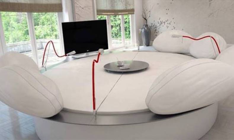 Future Systems Sofa by Jan Kaplicky