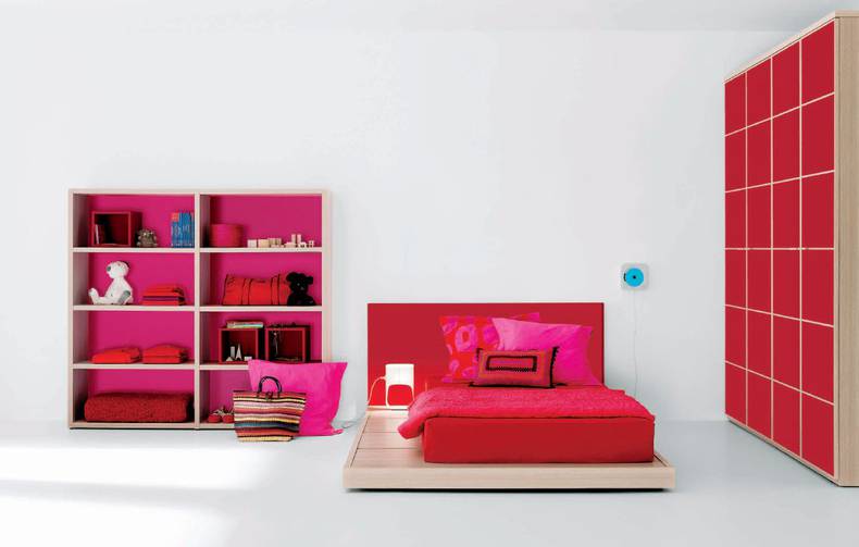 Contemporary Teen Bedroom Decor Ideas by Carlos Tiscar