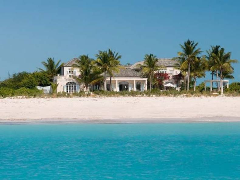 Splendid Coral House on Grace Bay