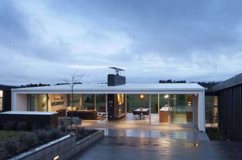 Dixon House Full of Light by Stapleton Elliot Design Group