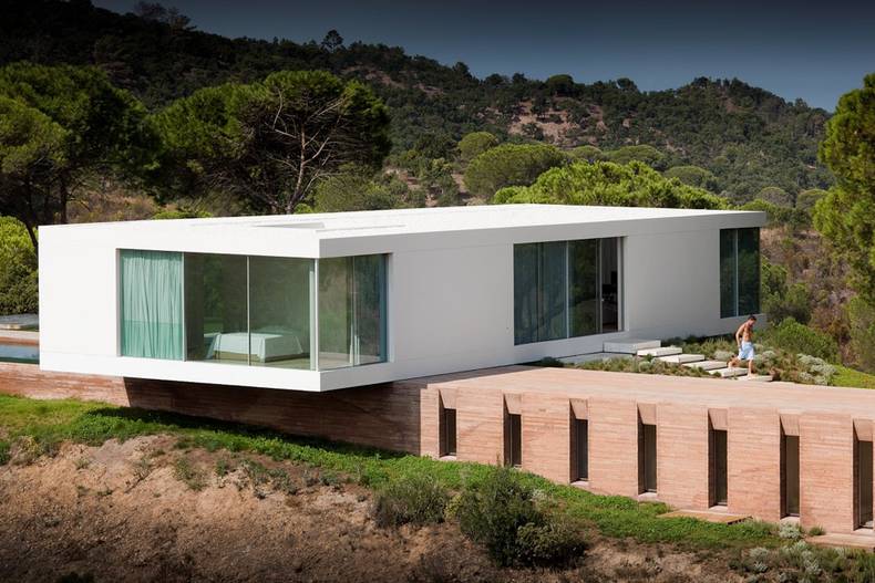 Countryside House in Portugal by Pedro Reis