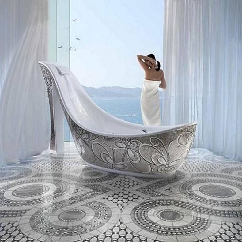 Exclusive Shoe Bathtubs by SICIS: for Real Ladies