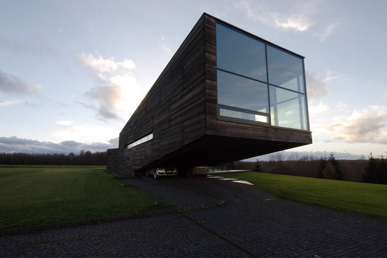 The Luxury and Spectacular Utriai Residence Resembling the Noah's Ark