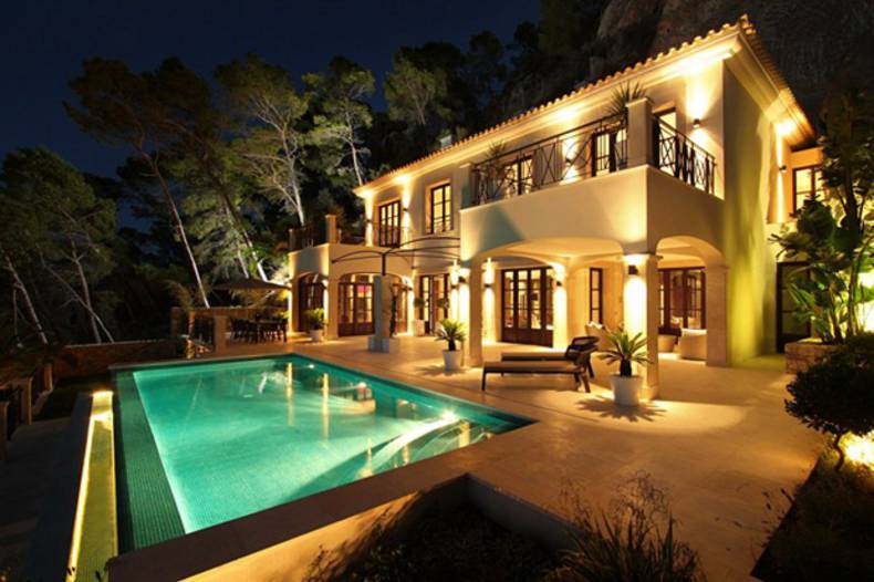 Luxury Can Siurell Villa Interiors by Curve Interior Design