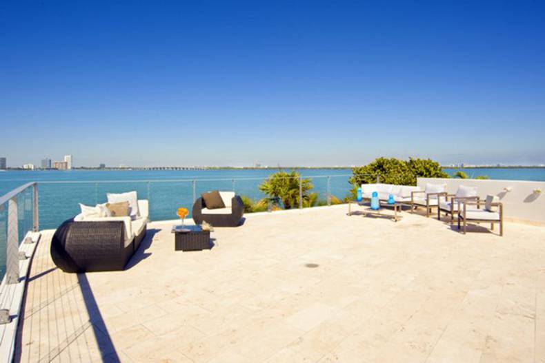 Luxury Villa Valentina for rent in Miami Beach