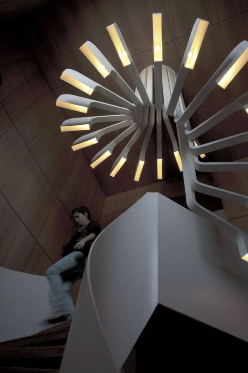 Futuristic Lighting for a Staircase by PSLAB